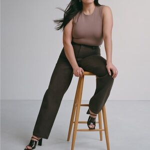 Abercrombie Brown Curve Love ultra high rise 90’s straight jean.